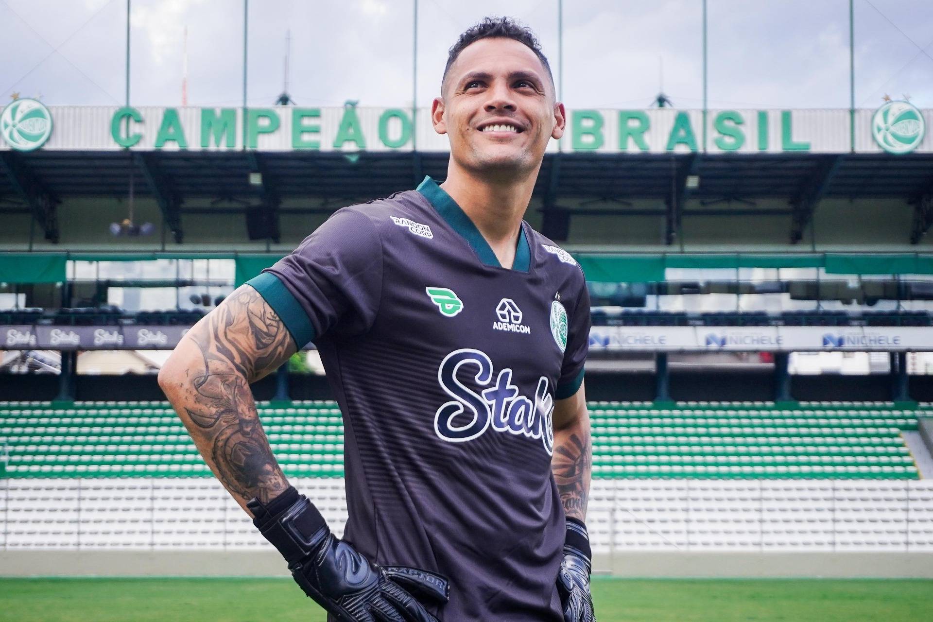 Juventude anuncia a contratação do goleiro Ruan Carneiro