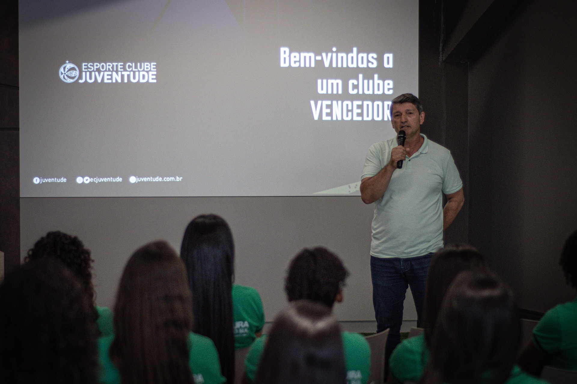 Gurias Jaconeras se apresentam para a temporada 2026 
