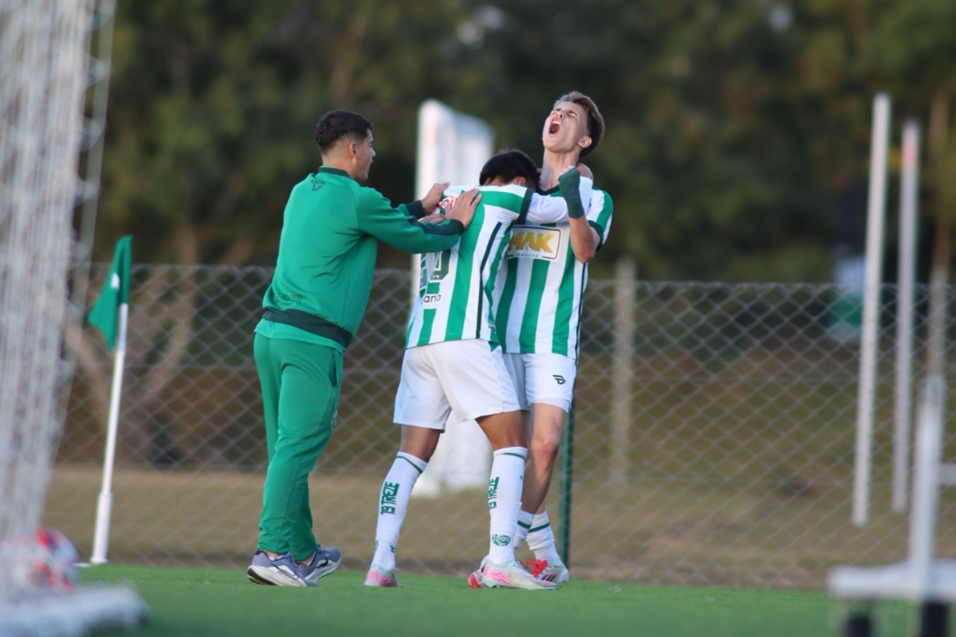 Líderes e classificados! Juventude vence o São José pelo Gauchão Sub-20