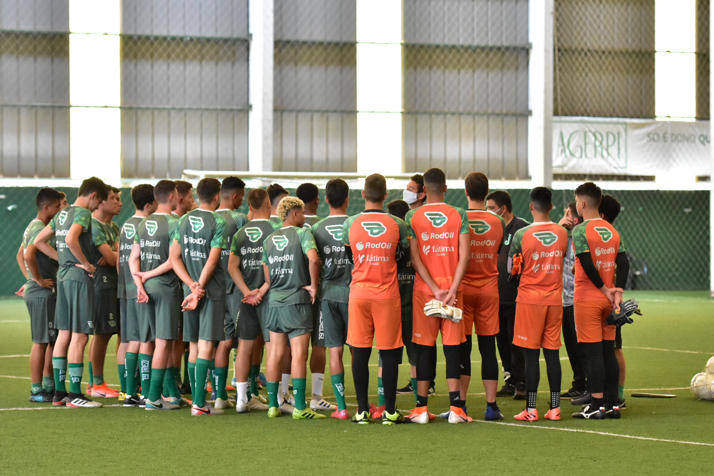 Sub-17 se reapresenta para nova temporada