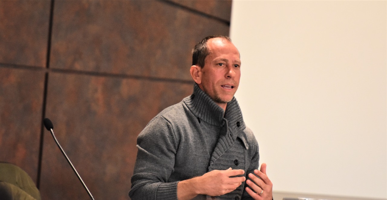 Adailton promove palestra para as categorias de base do Juventude