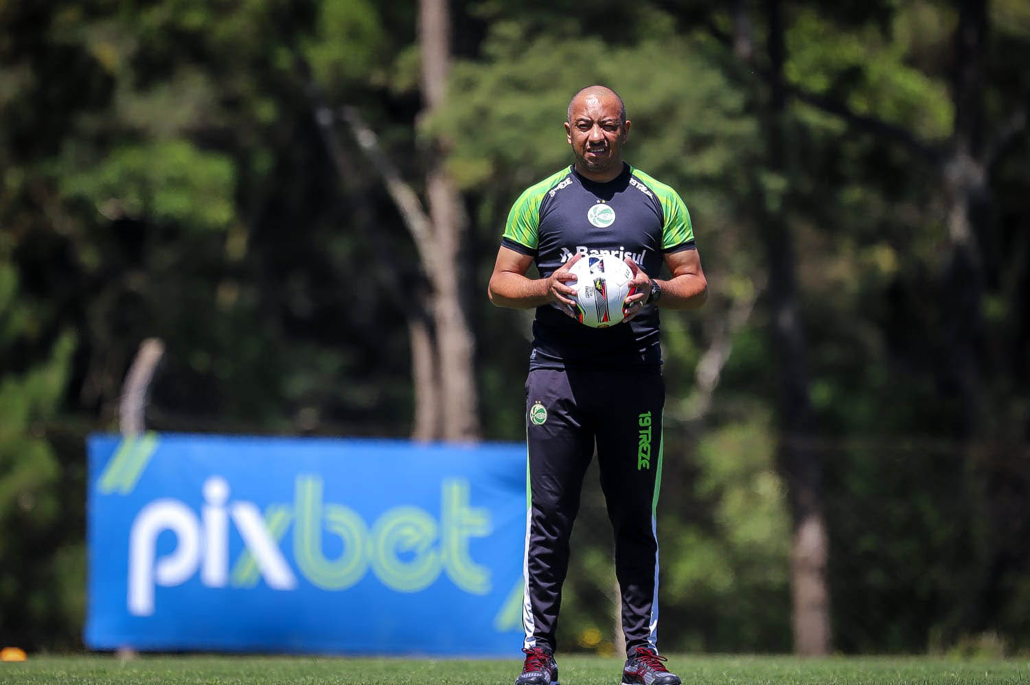 Alex Lessa é o novo treinador de goleiros do Juventude