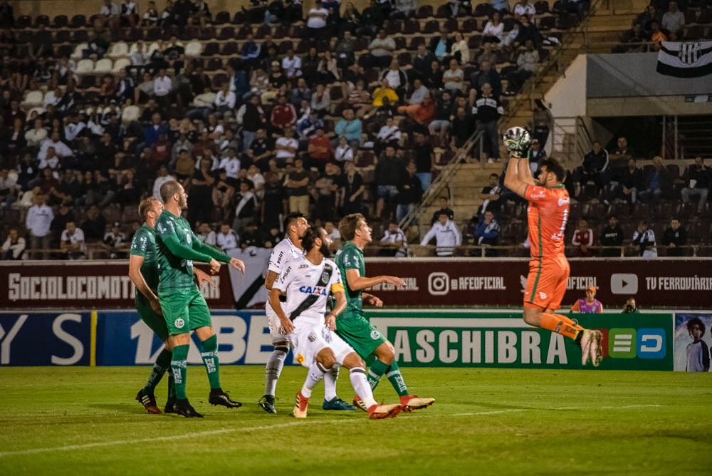 Ju vence a segunda consecutiva e sobe na tabela de classificação