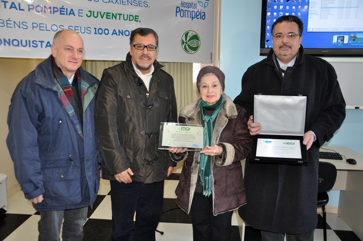 Homenagem mútua entre Juventude e Hospital Pompéia