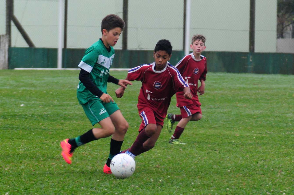 Final de semana teve clássico, título e vitórias para a Escola do Ju