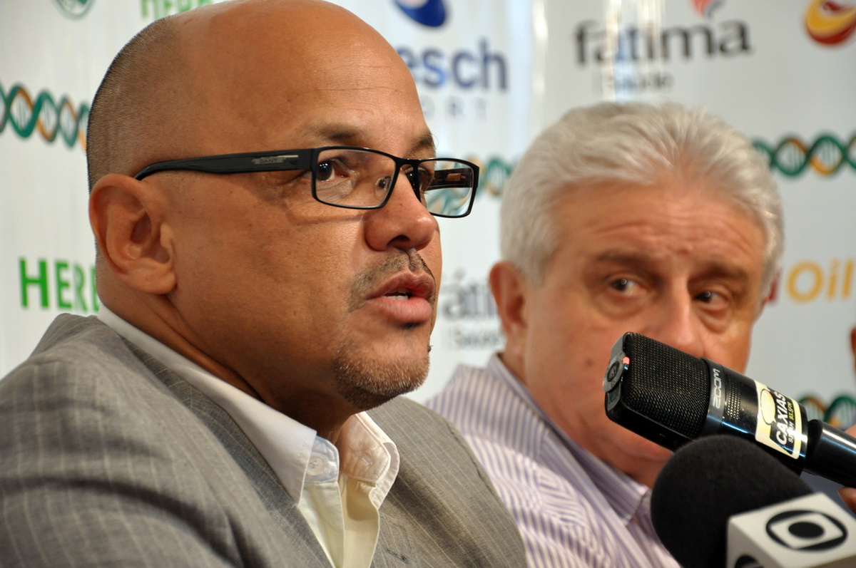 Geraldo Delamore é apresentado como novo técnico do Juventude
