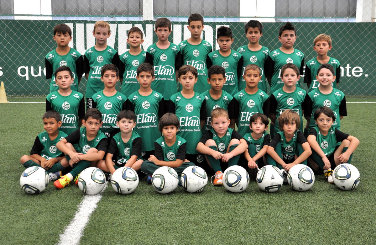 Escola de Futebol inicia as atividades