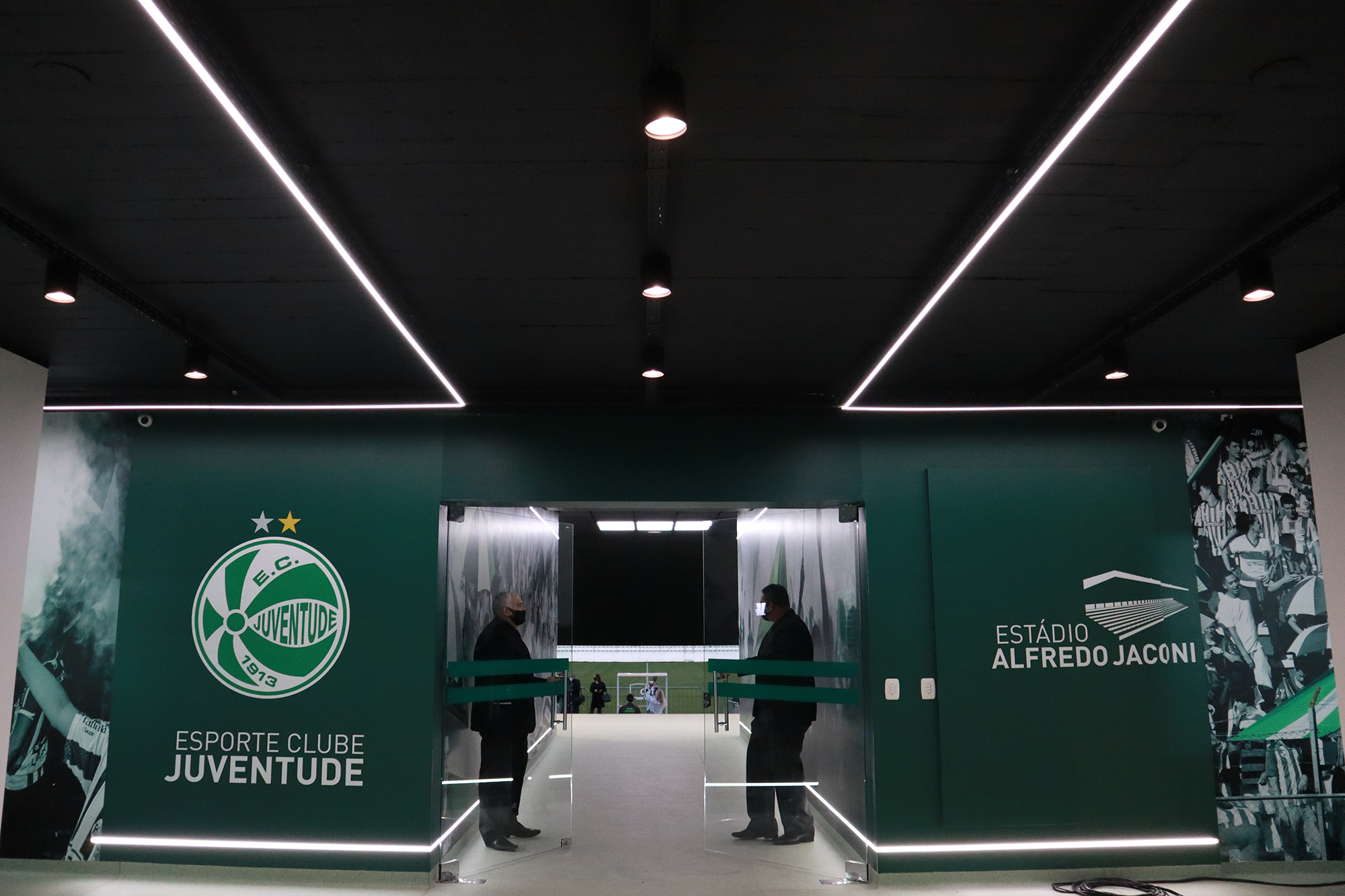 Alfredo Jaconi está pronto para receber a Série A