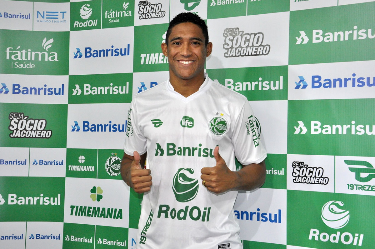 Meia Leílson é o novo reforço do Verdão
