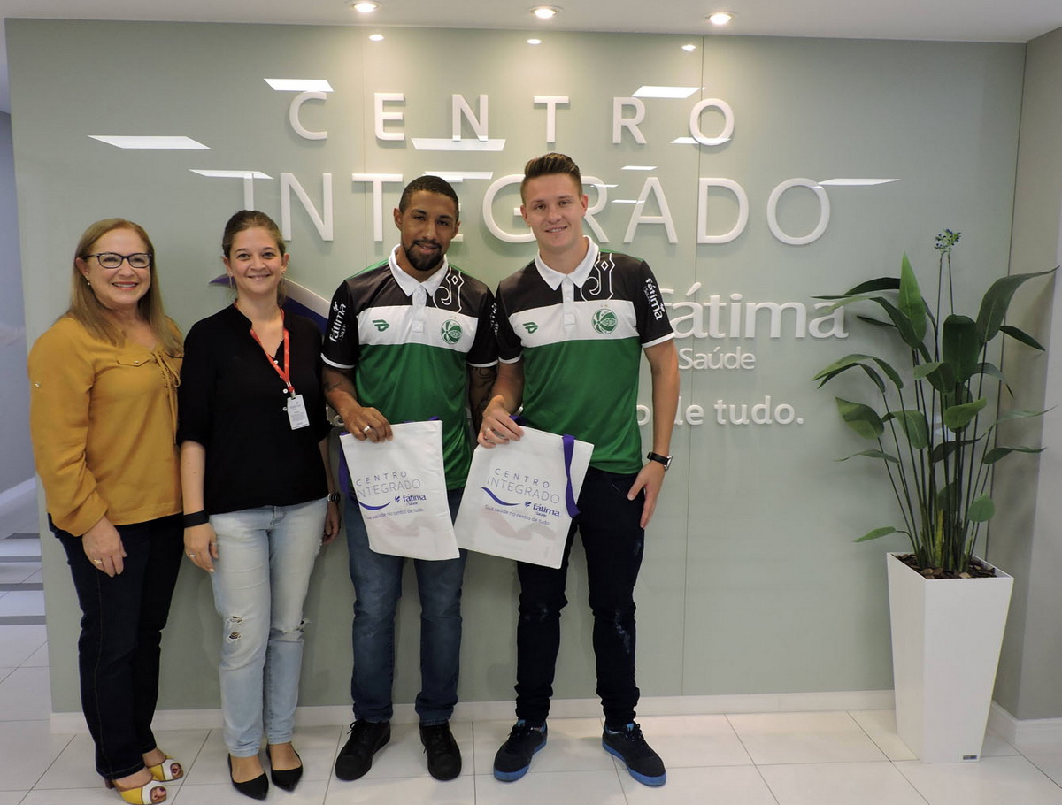 Atletas do Juventude conhecem o Centro Integrado do Fátima Saúde