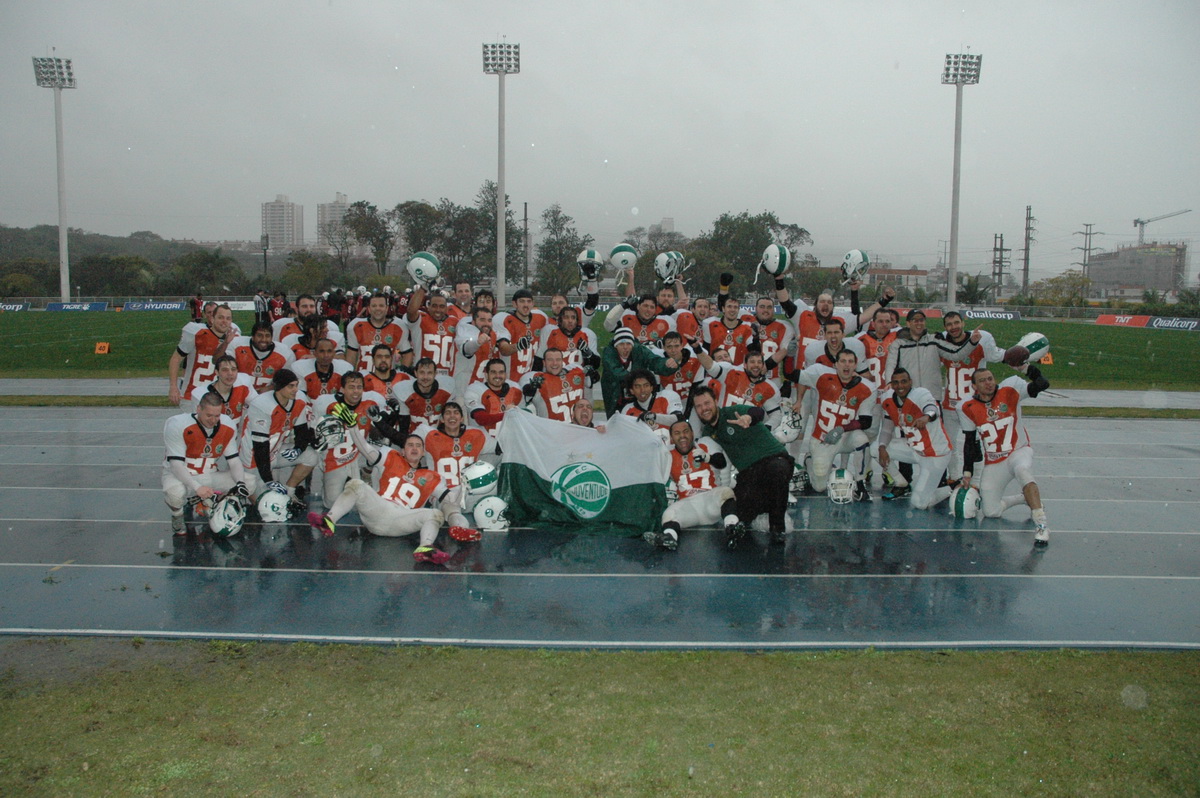 Juventude Gladiators vence a primeira no Torneio Touchdown