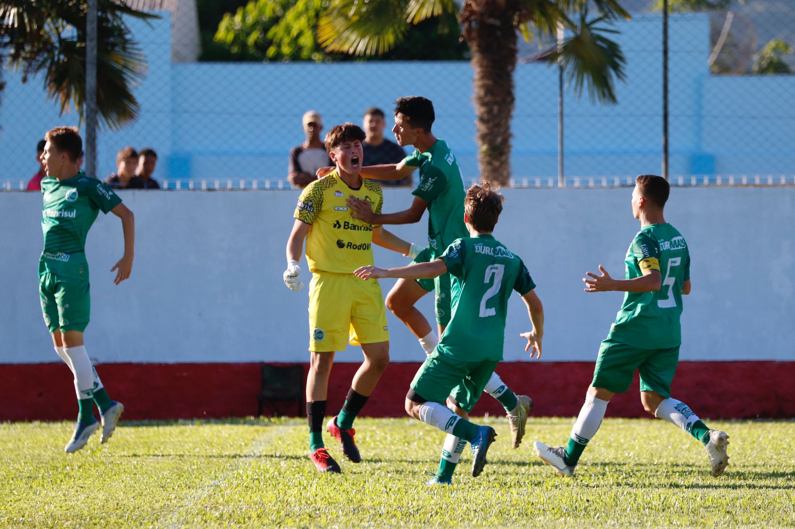 Nos pênaltis, Ju sub-15 vence e está na semifinal da Copa Roca Sales