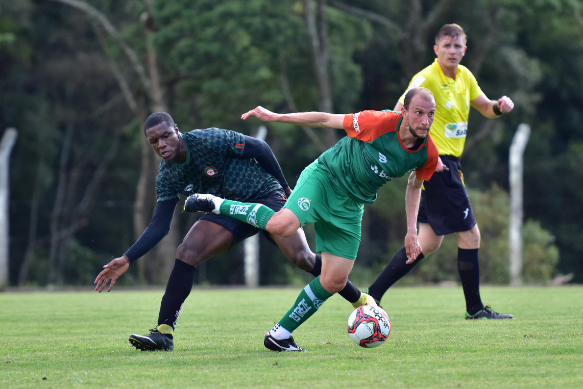 Ju vence jogo-treino em preparação para o Campeonato Gaúcho