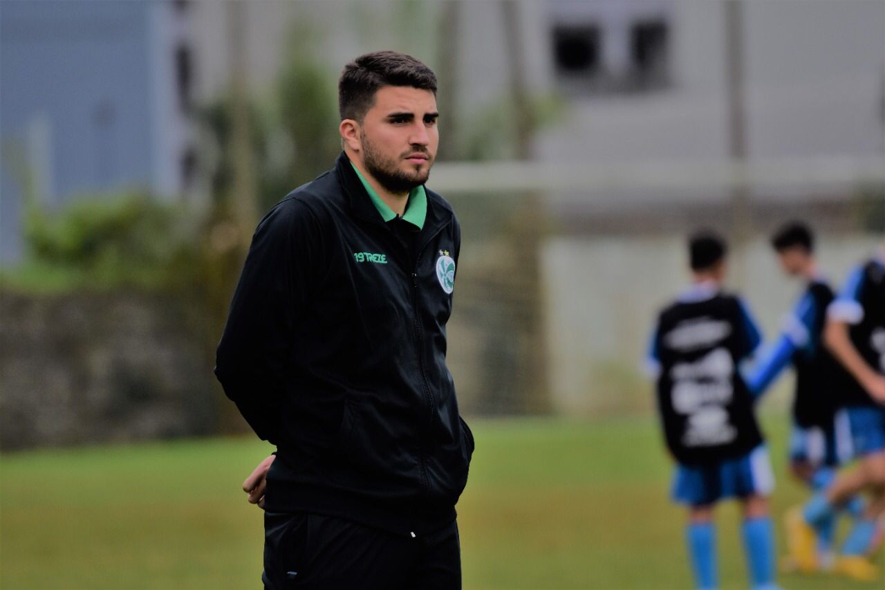 Sub-15 do Juventude empata com o Cruzeiro, pelo Estadual