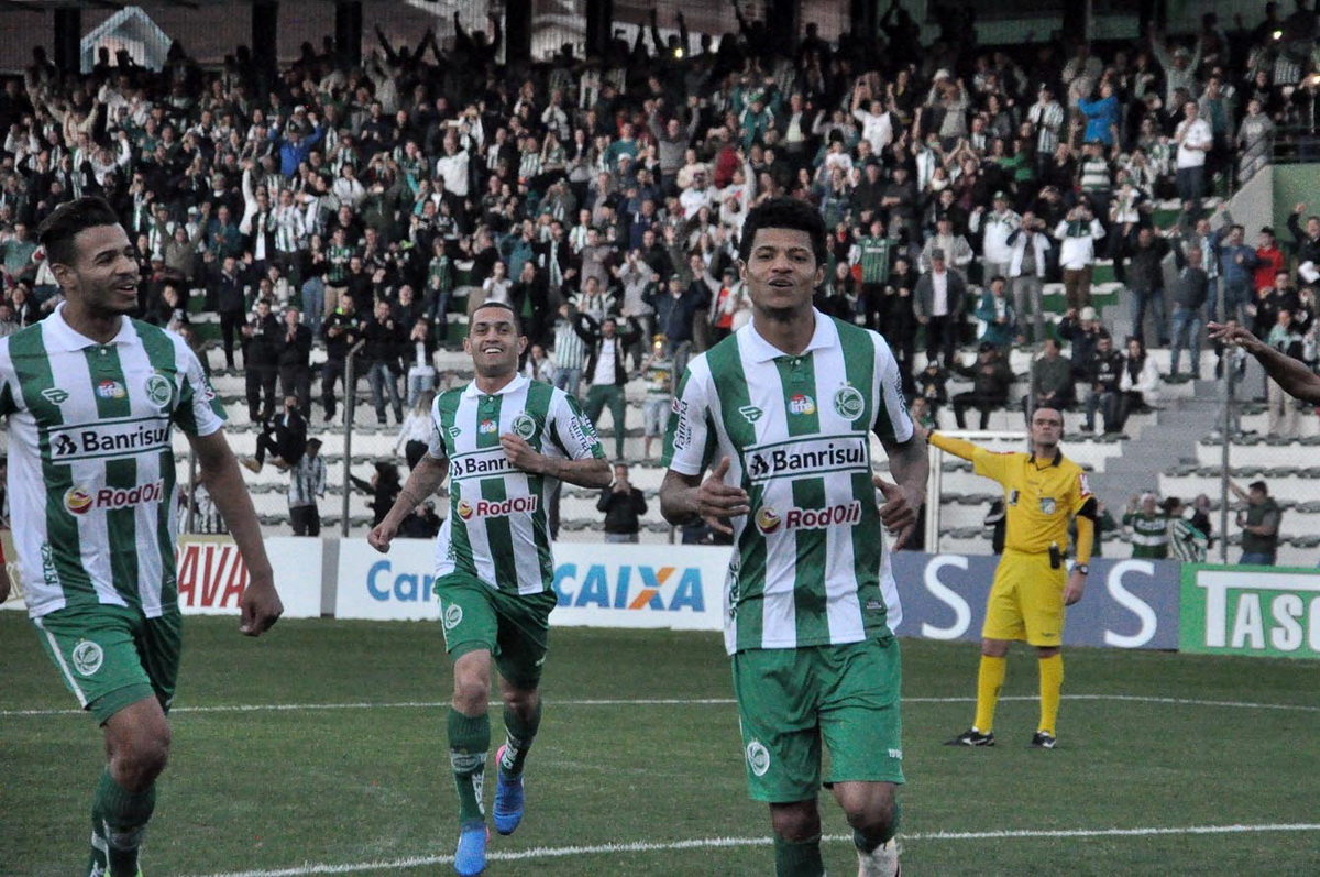 Juventude vence Santa Cruz, no Jaconi, e volta a ingressar no G4