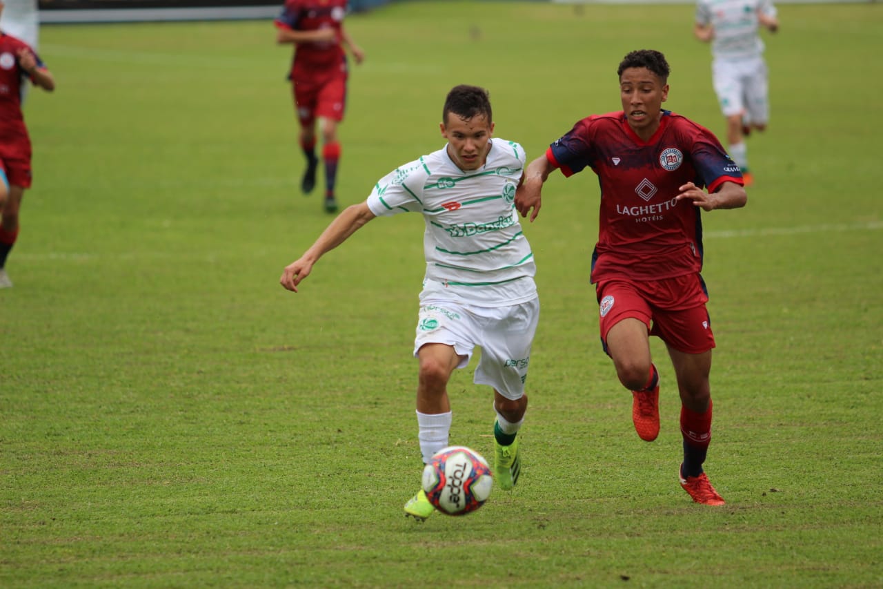 Ju conquista vitória importante na Copa Gramado