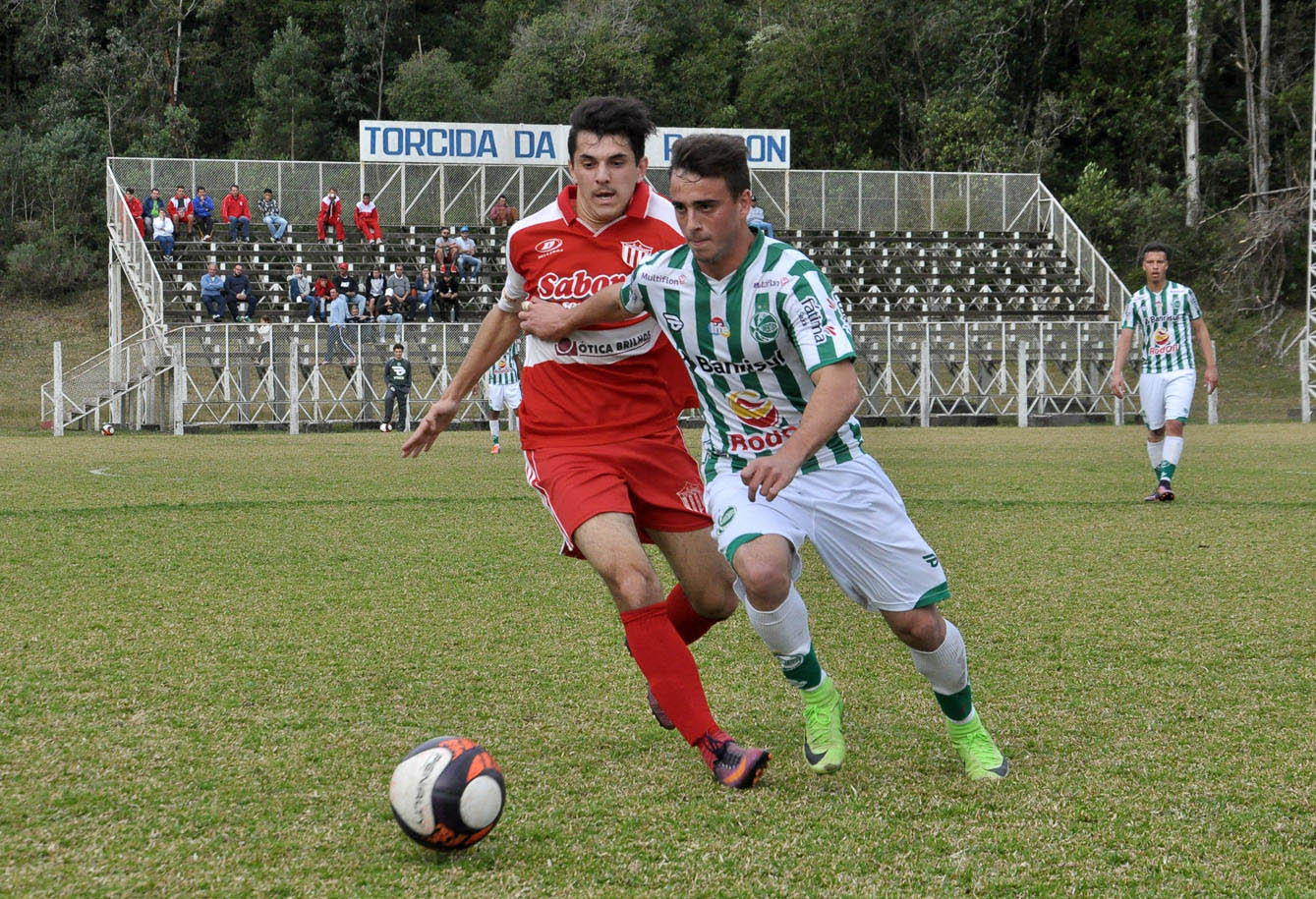 Base do Ju realiza amistosos em preparação para a temporada