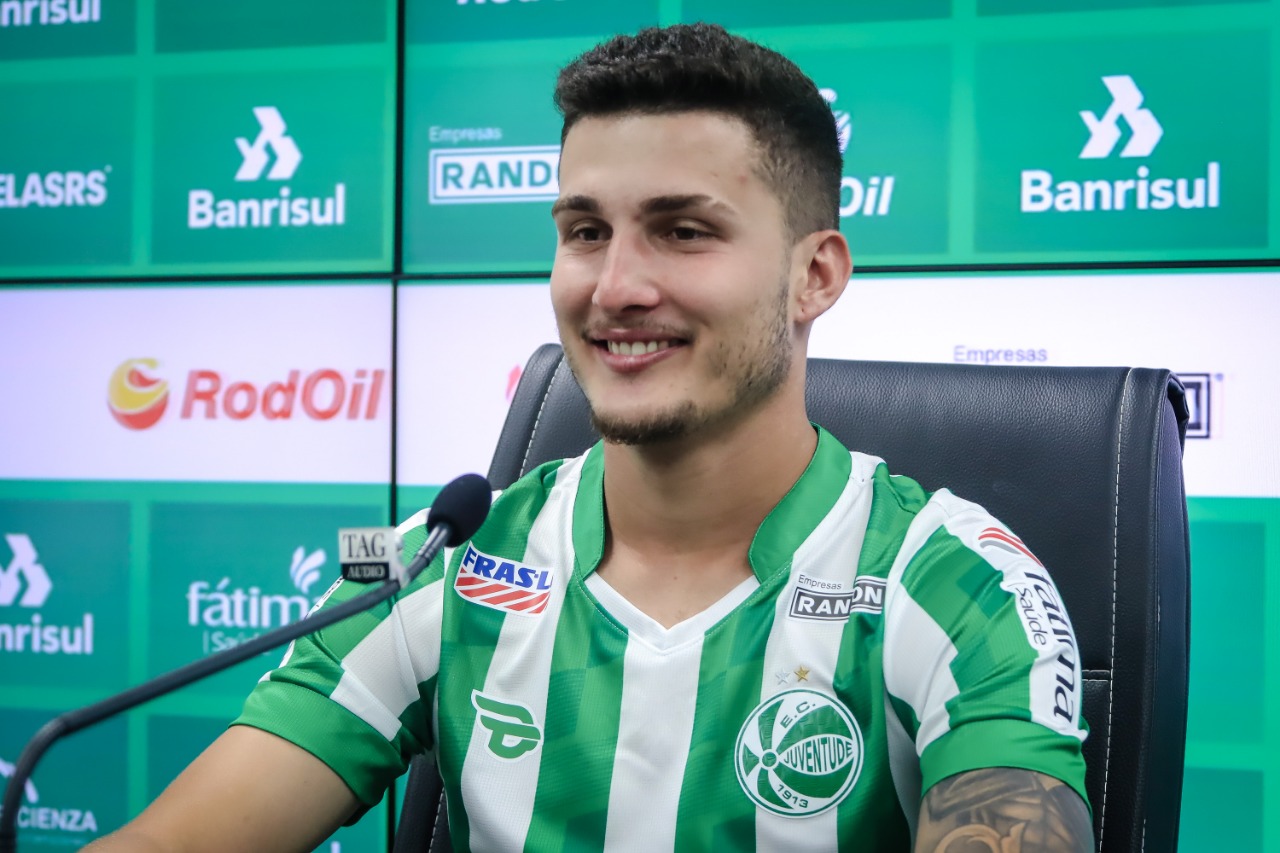 Danilo Boza é o quarto reforço apresentado pelo Verdão