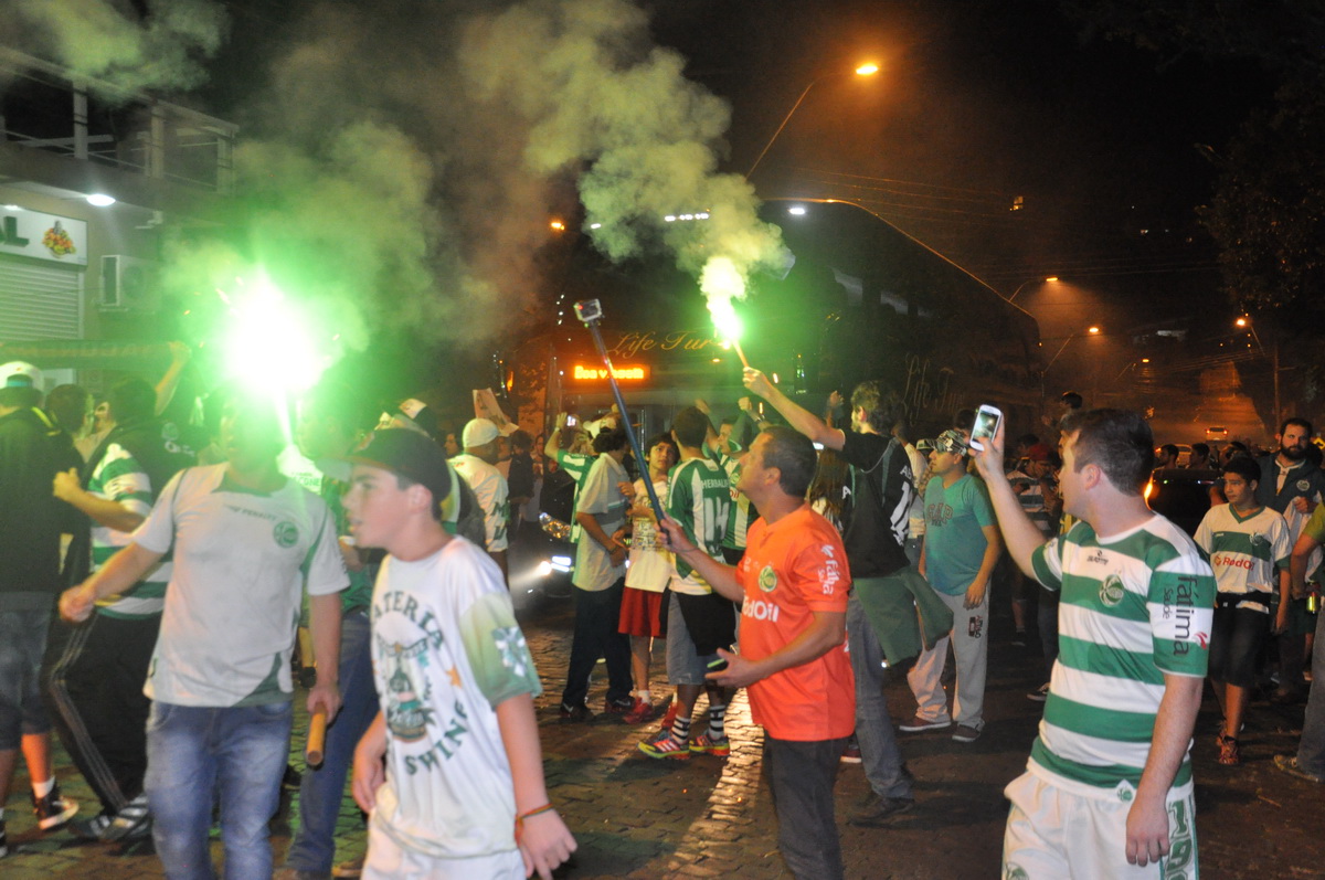 COM CORREDOR JACONERO, JUVENTUDE VIAJA PARA PORTO ALEGRE