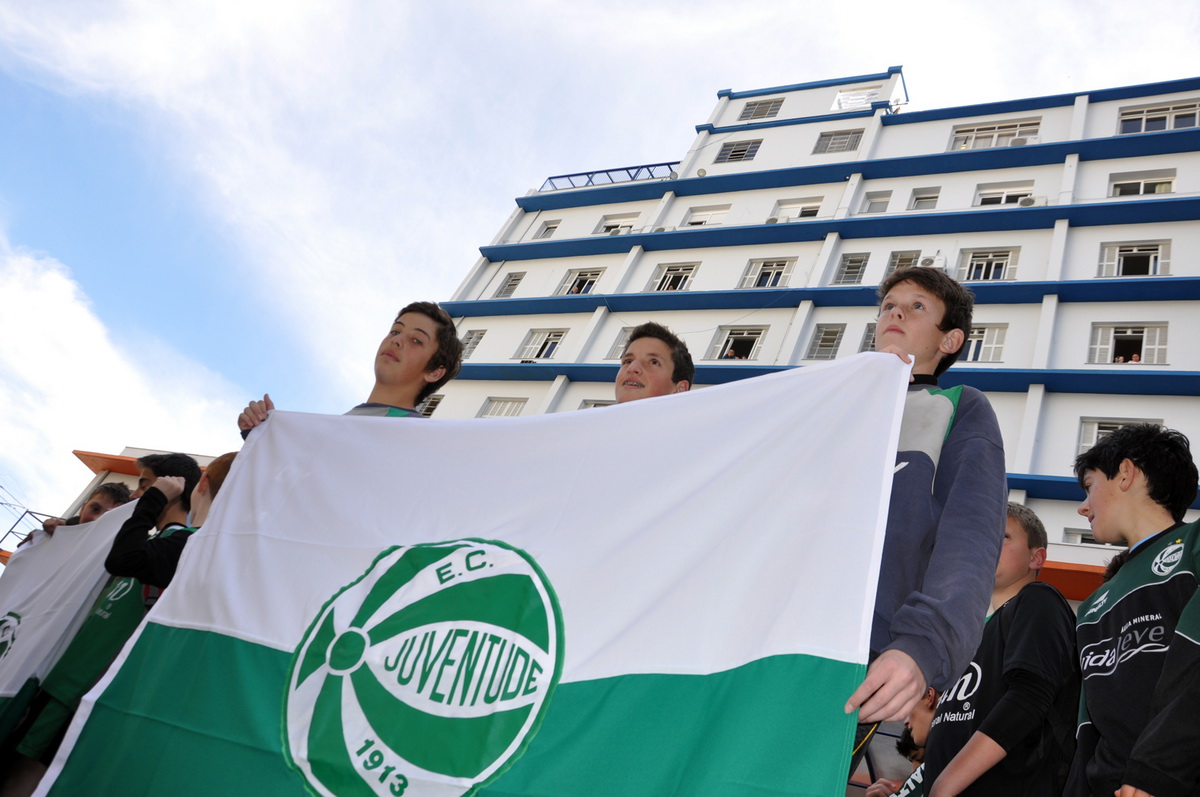 O Juventude também abraça o Pompéia