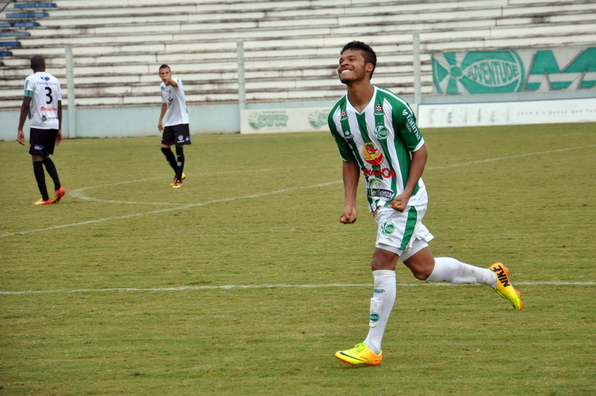 Juventude dá show em Lajeado