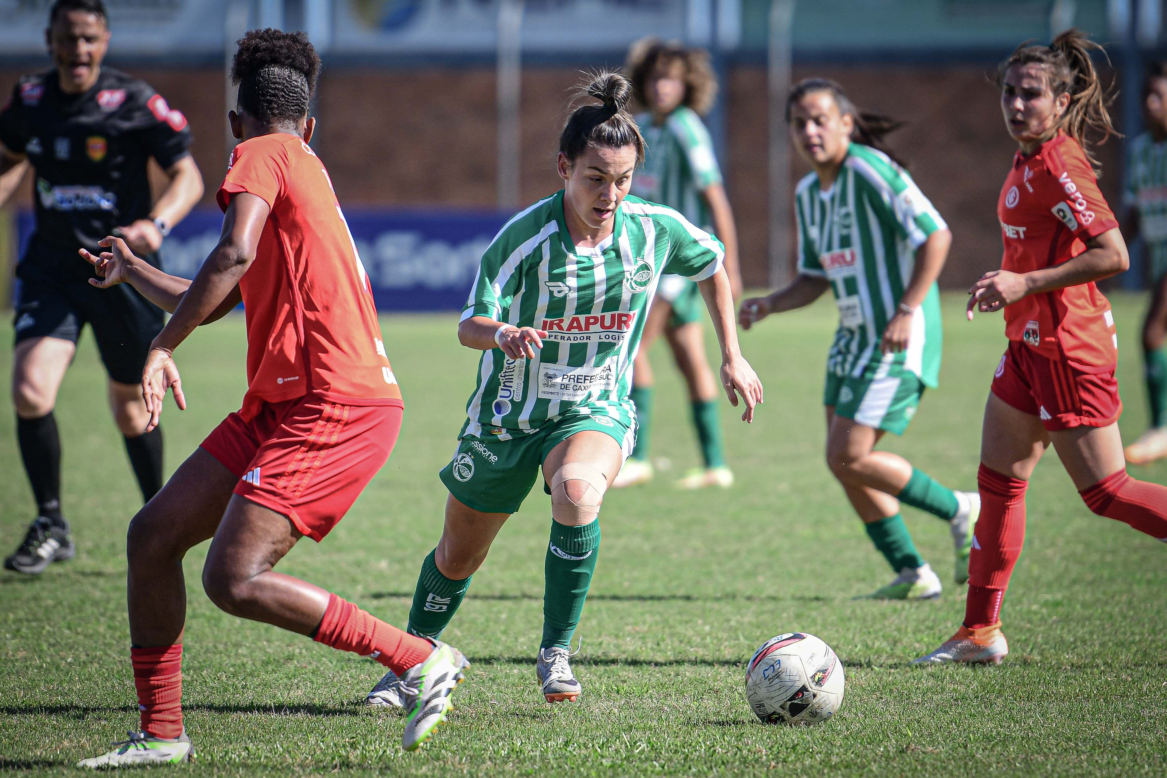 Gurias do Juventude são superadas pelo Internacional no jogo de ida da semifinal do Gauchão