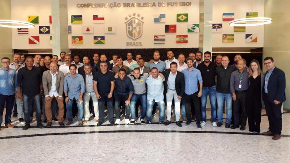 Juventude participa de reunião na CBF para debater futebol de base