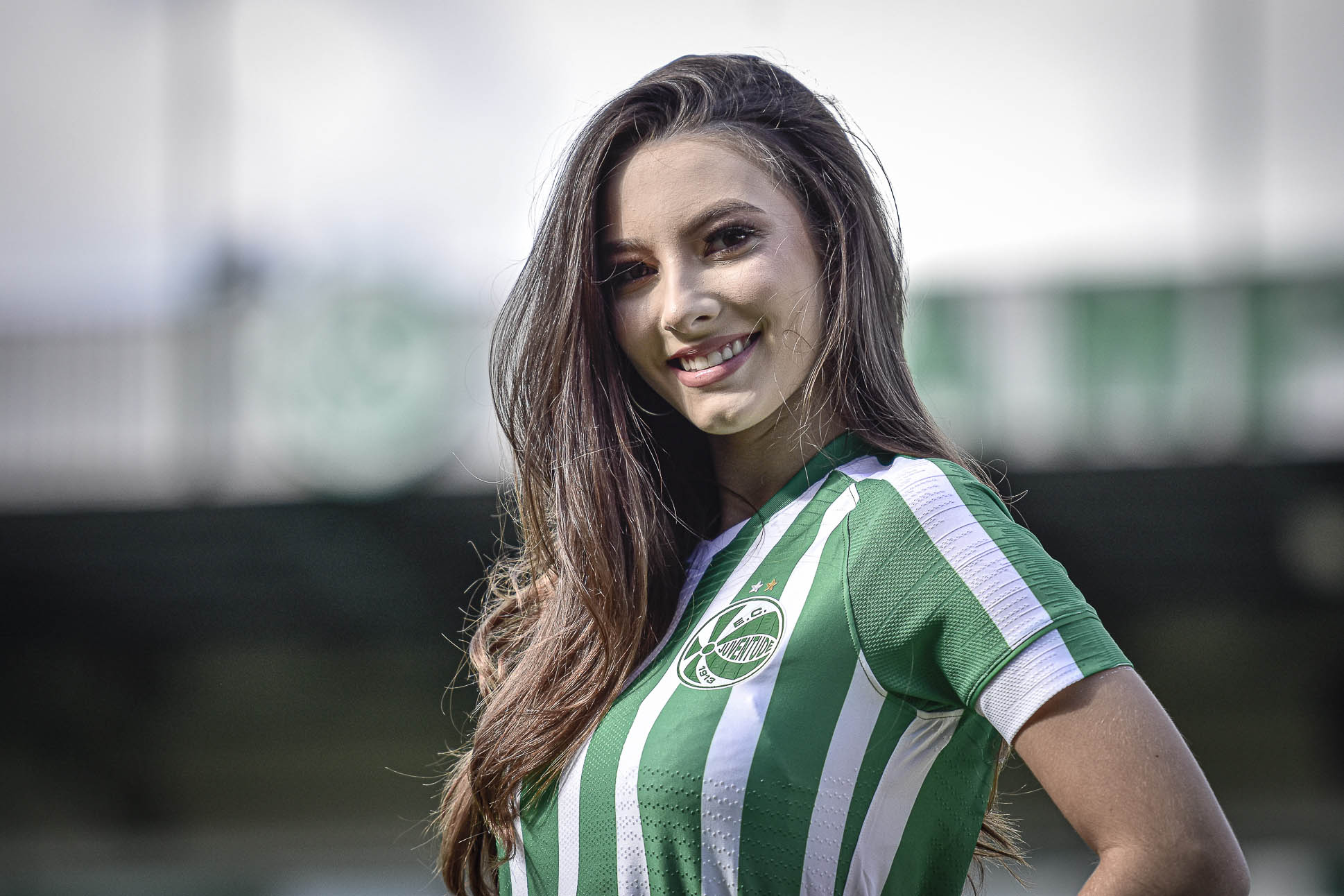 Glamour Girl 2023: Manuela Neves Pivetta é a candidata do Juventude