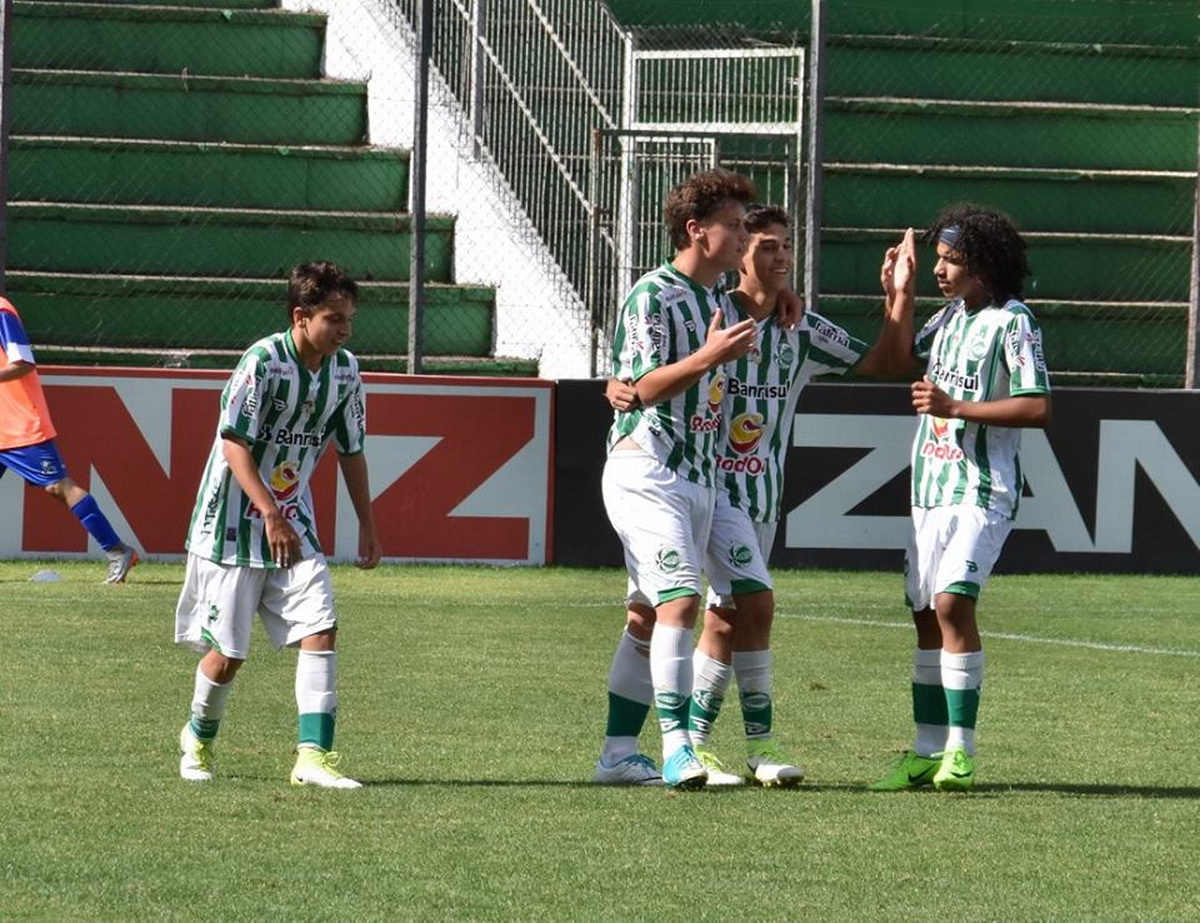 Sub-15 e Sub-17 do Ju conquistam o Campeonato Municipal