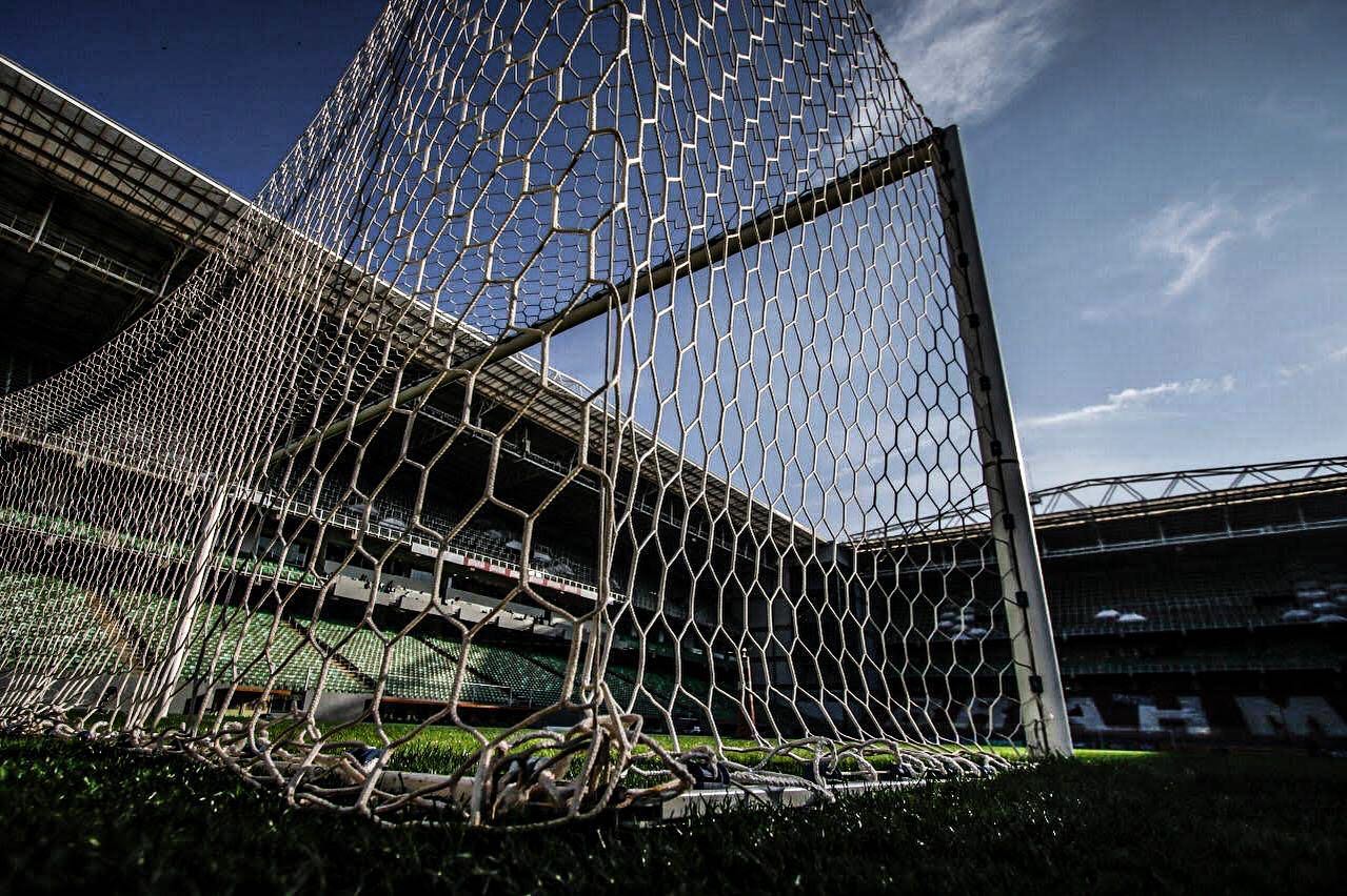 Confrontos entre Ju x América-MG pela Série A