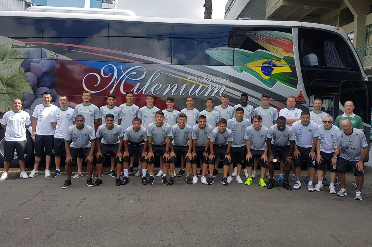 Juventude inicia viagem para a Copa São Paulo