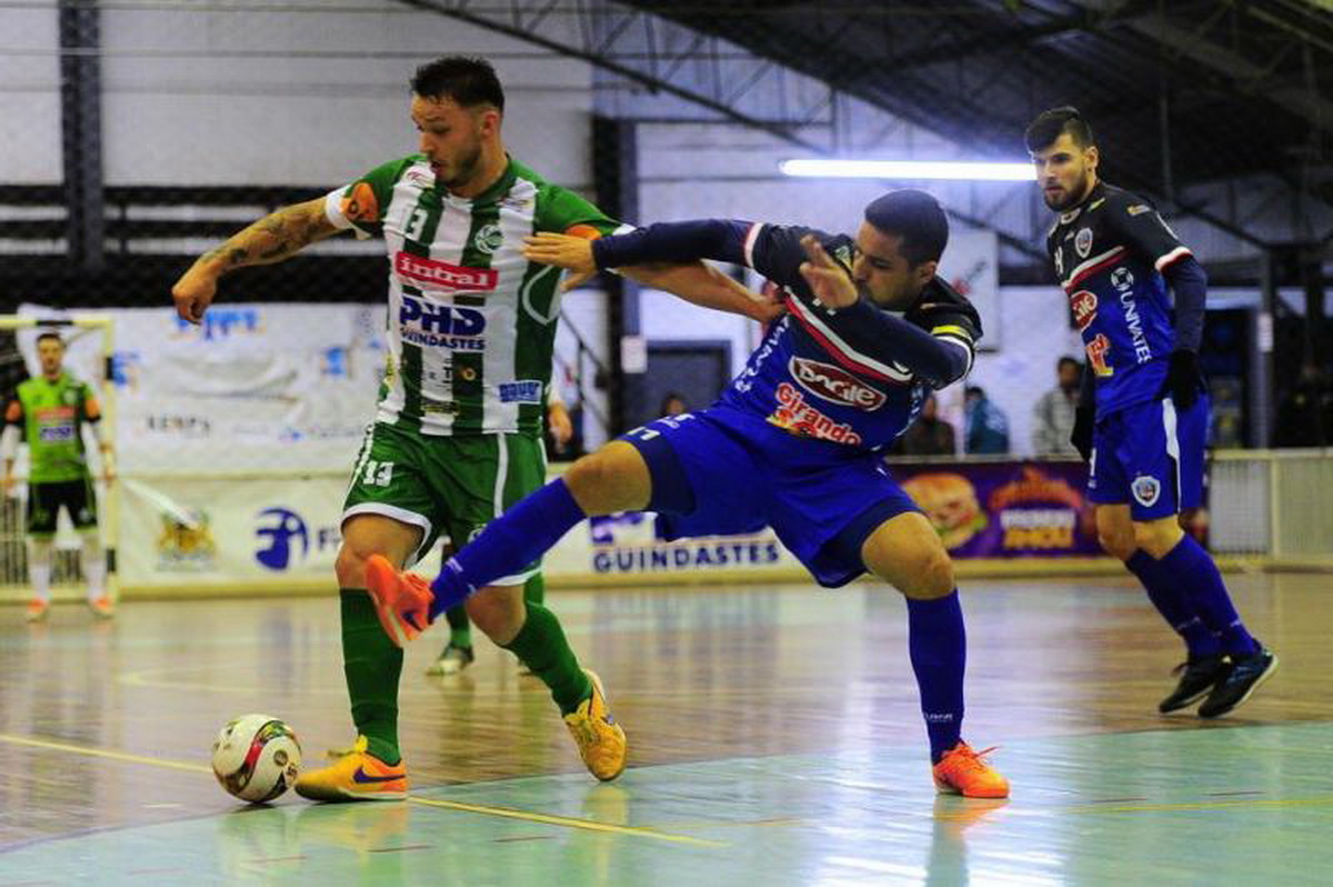 De virada, Ju Futsal vence na estreia da Série Ouro