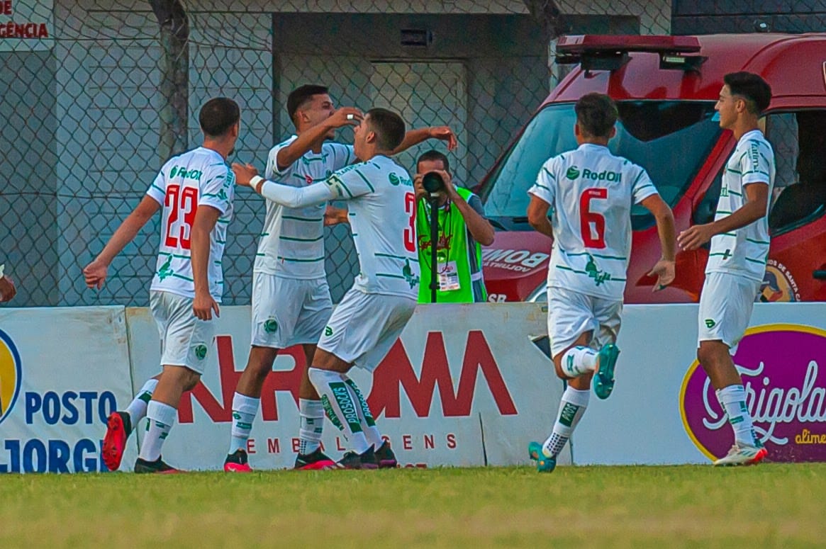 Na decisão! Juventude aplica goleada no Avaí e está na final da Copa Galo sub-17