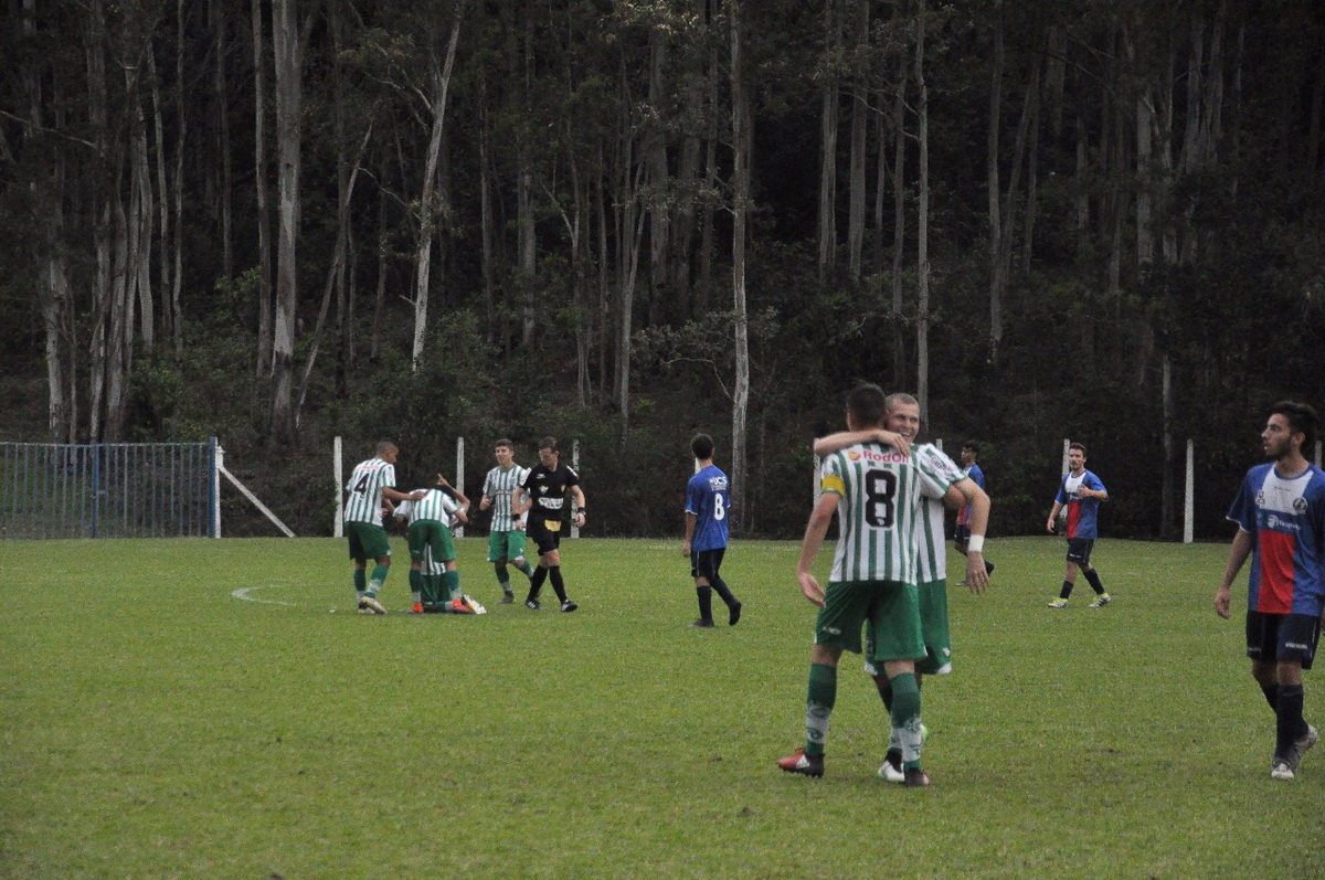 Sub-17 vence Apafut e conhece adversário das quartas de final do Gauchão
