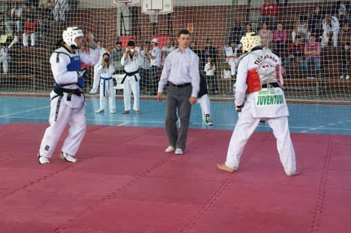 Anderson Tomé é Seleção Gaúcha de Taekwondo