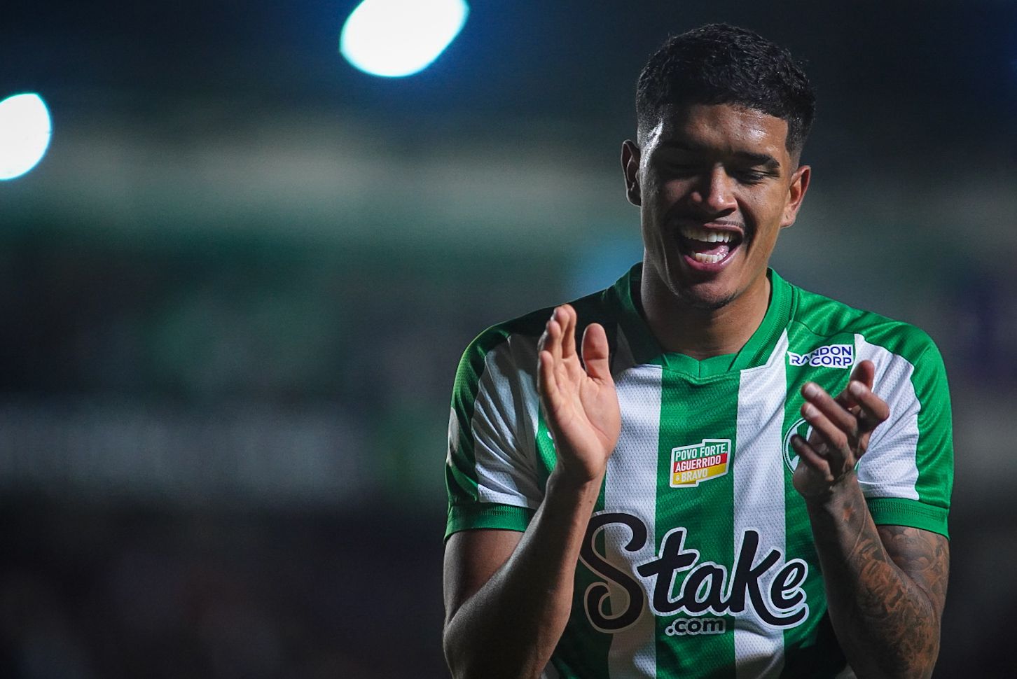 Com atuação de luxo no Jaconi, Juventude vence o líder do Brasileirão