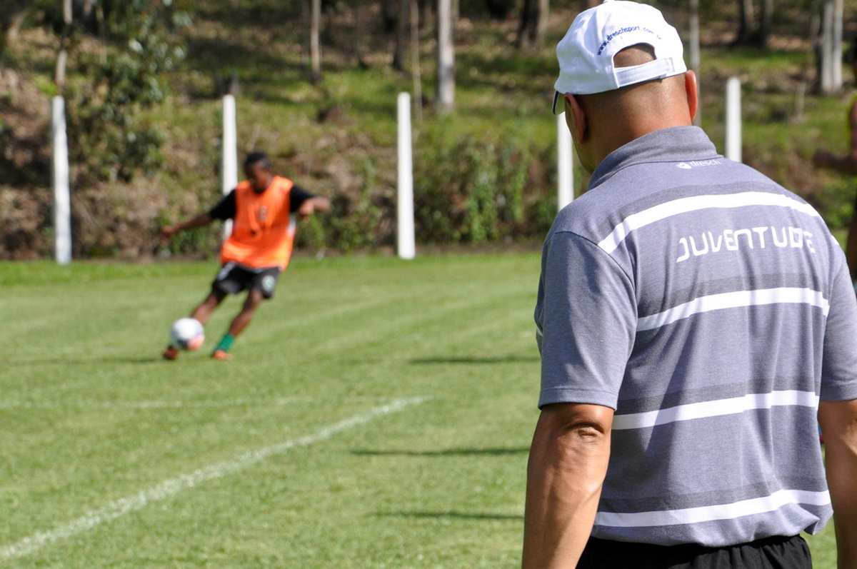 Amistoso: Juventude x Brasil-Pe – serviço de jogo