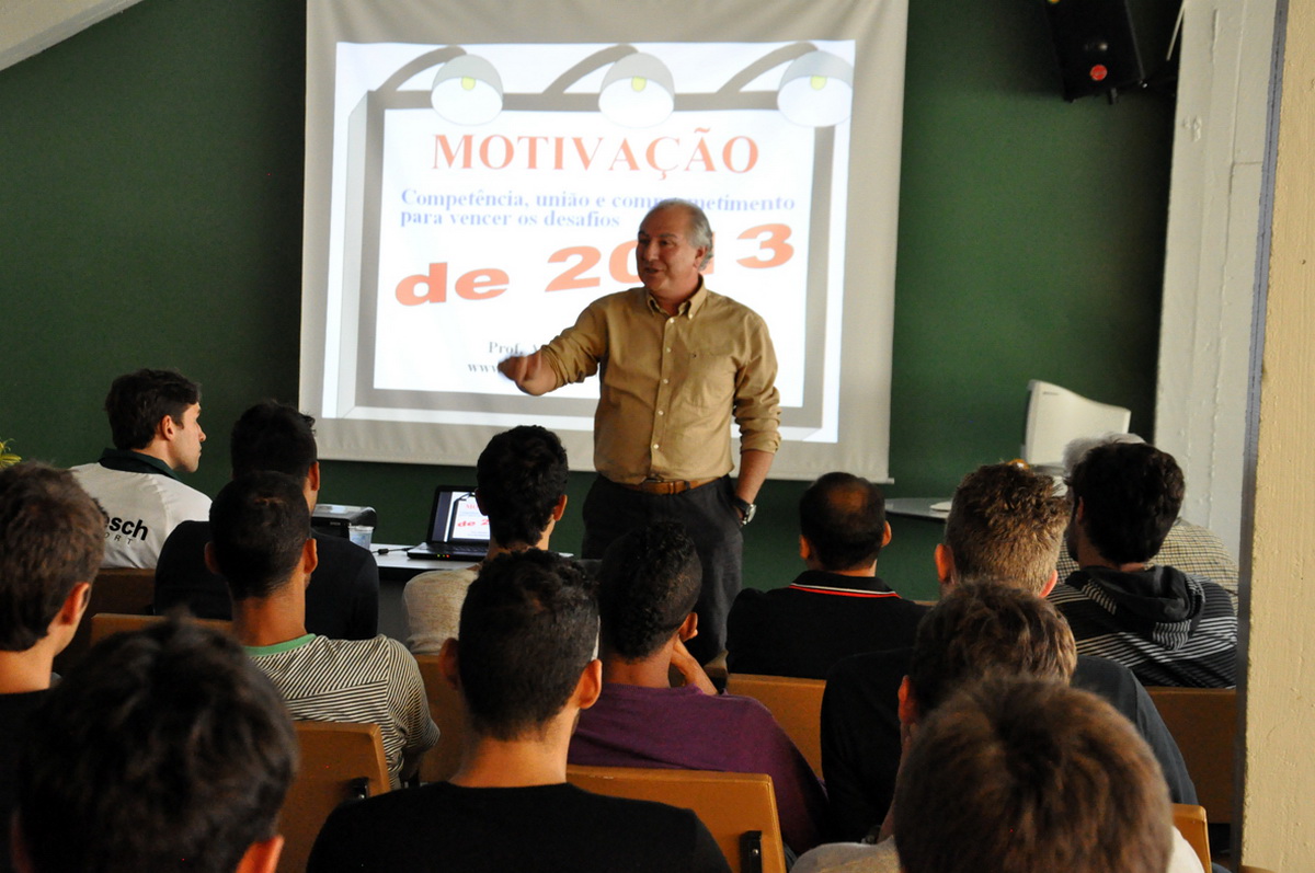 Jogadores tiveram atração diferente nesta sexta-feira