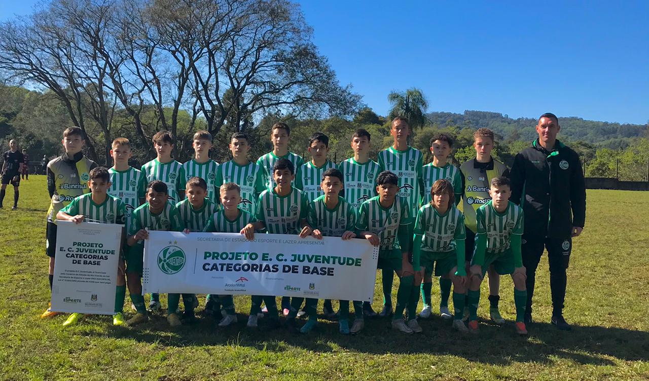 Fora de casa, sub-12 e sub-13 do Juventude vencem pelo Estadual