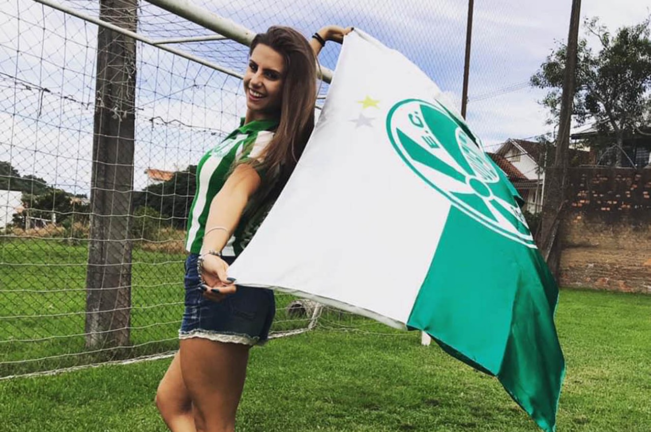 Bibiana Weber é a nova musa do Juventude