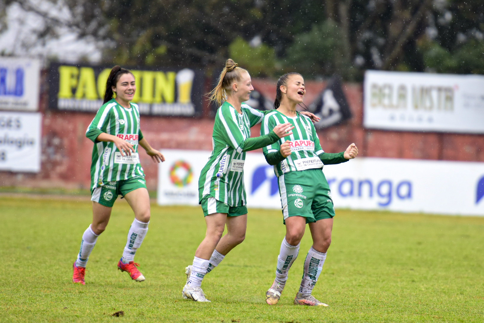 Ju vence mais uma e segue 100% de aproveitamento no Gauchão Feminino