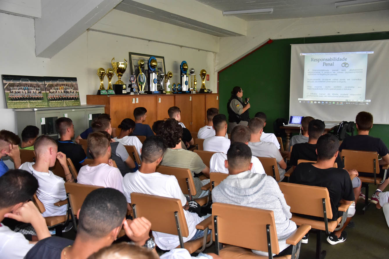 Base do Ju promove ciclo de palestras educacionais aos atletas