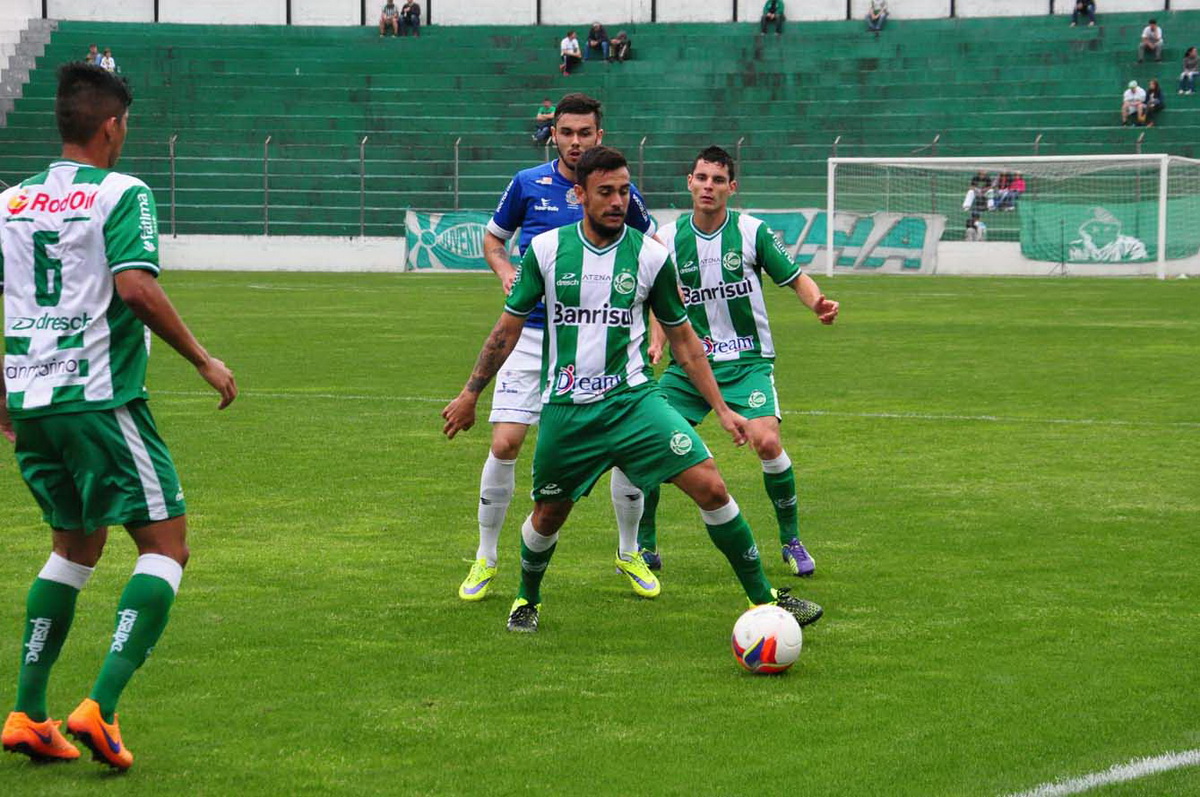Juventude empata no confronto de ida da final da Valmir Louruz