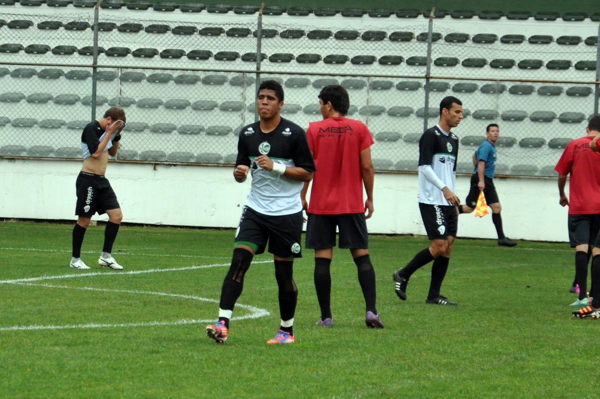 Boa movimentação marca jogo-treino contra o Guarani-VA