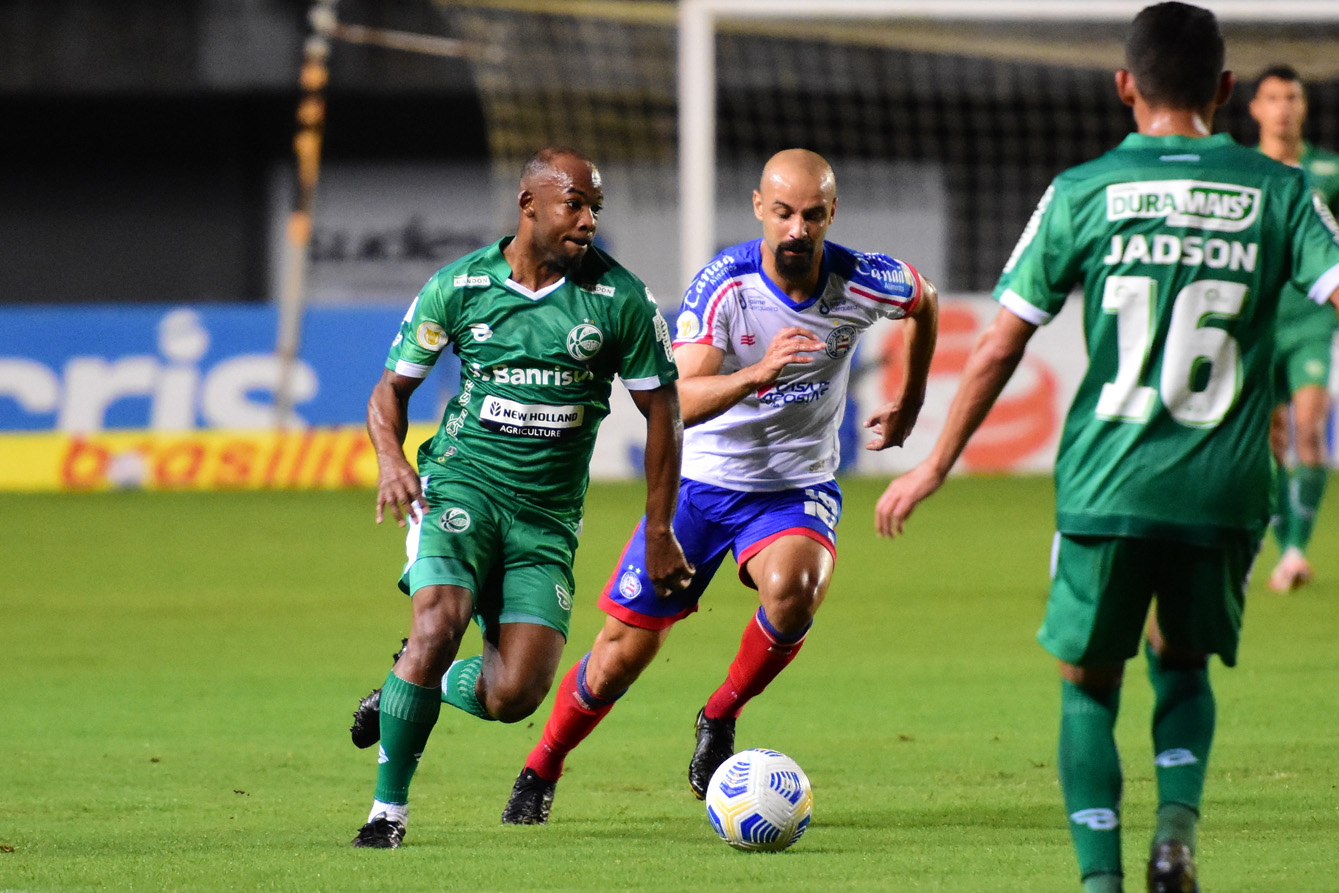 Em jogo equilibrado, Ju sofre gol no final e é derrotado pelo Bahia no Pituaçu