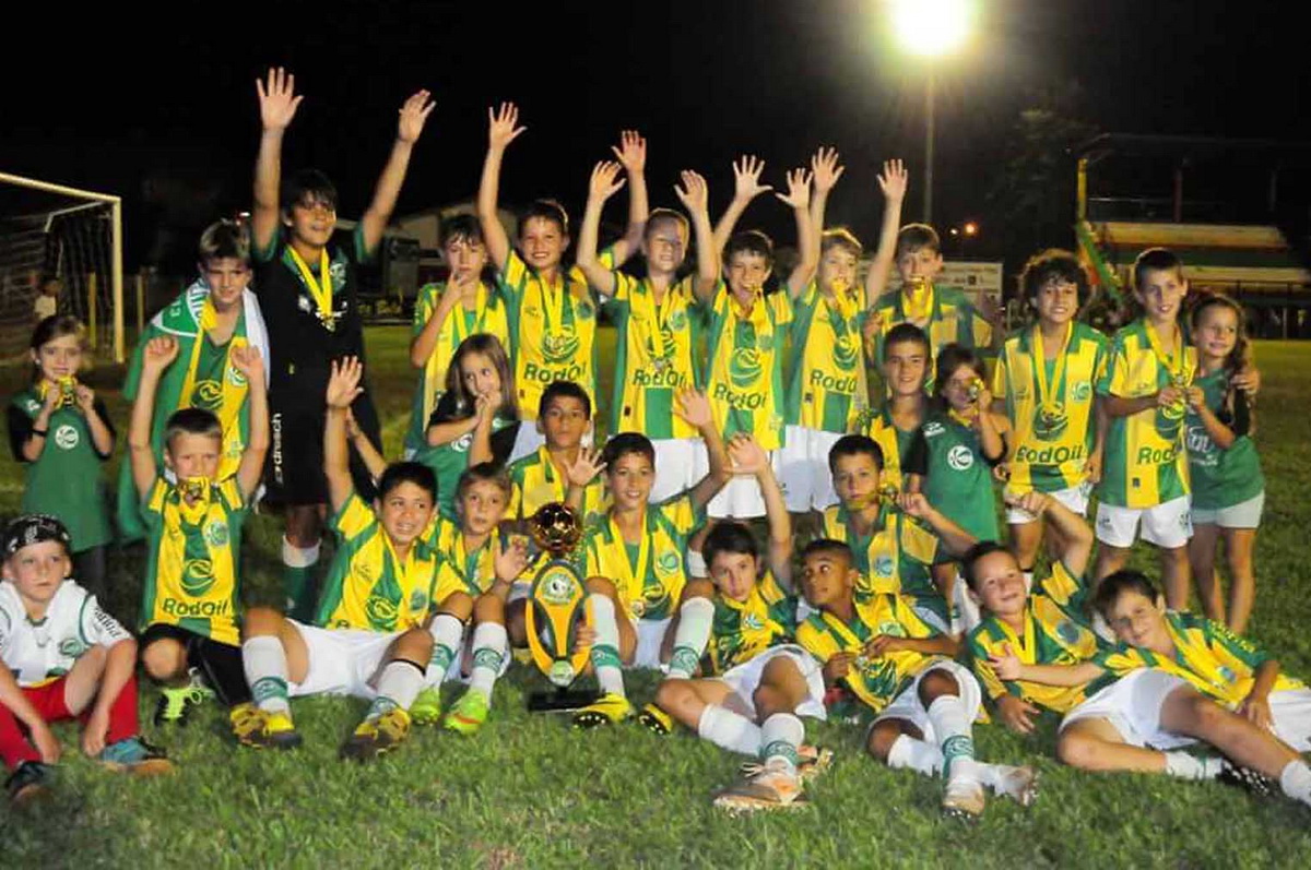 Sub-11 do Juventude é campeão da Taça Saudades
