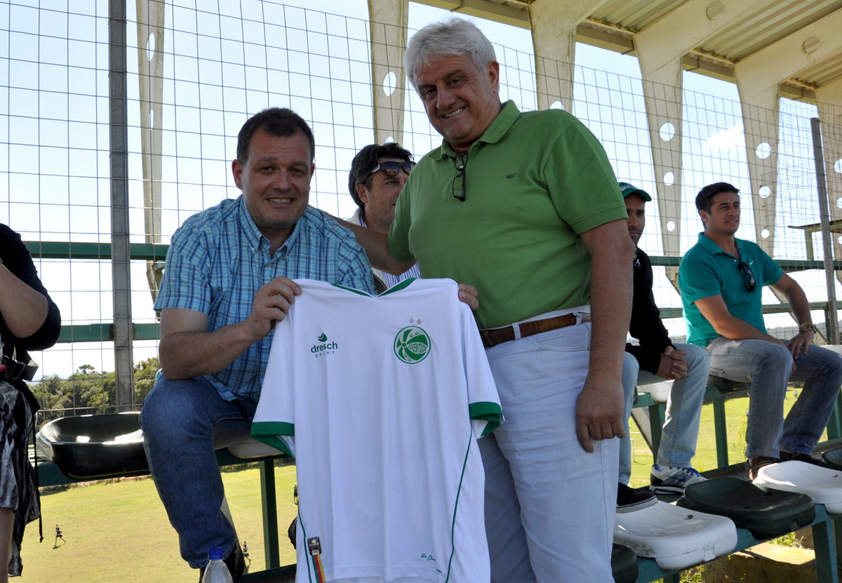 Empresário alemão visita o Juventude