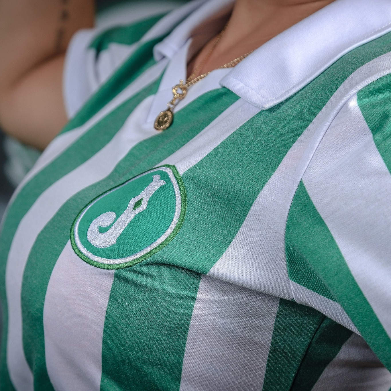 Juventude e 19Treze lançam nova camisa da coleção Lendárias