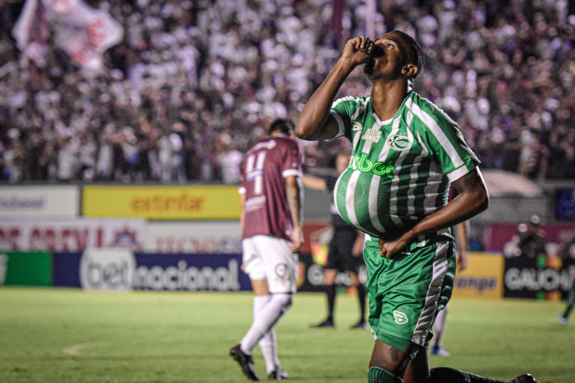 Com dois gols de David, Ca-Ju termina empatado no Centenário