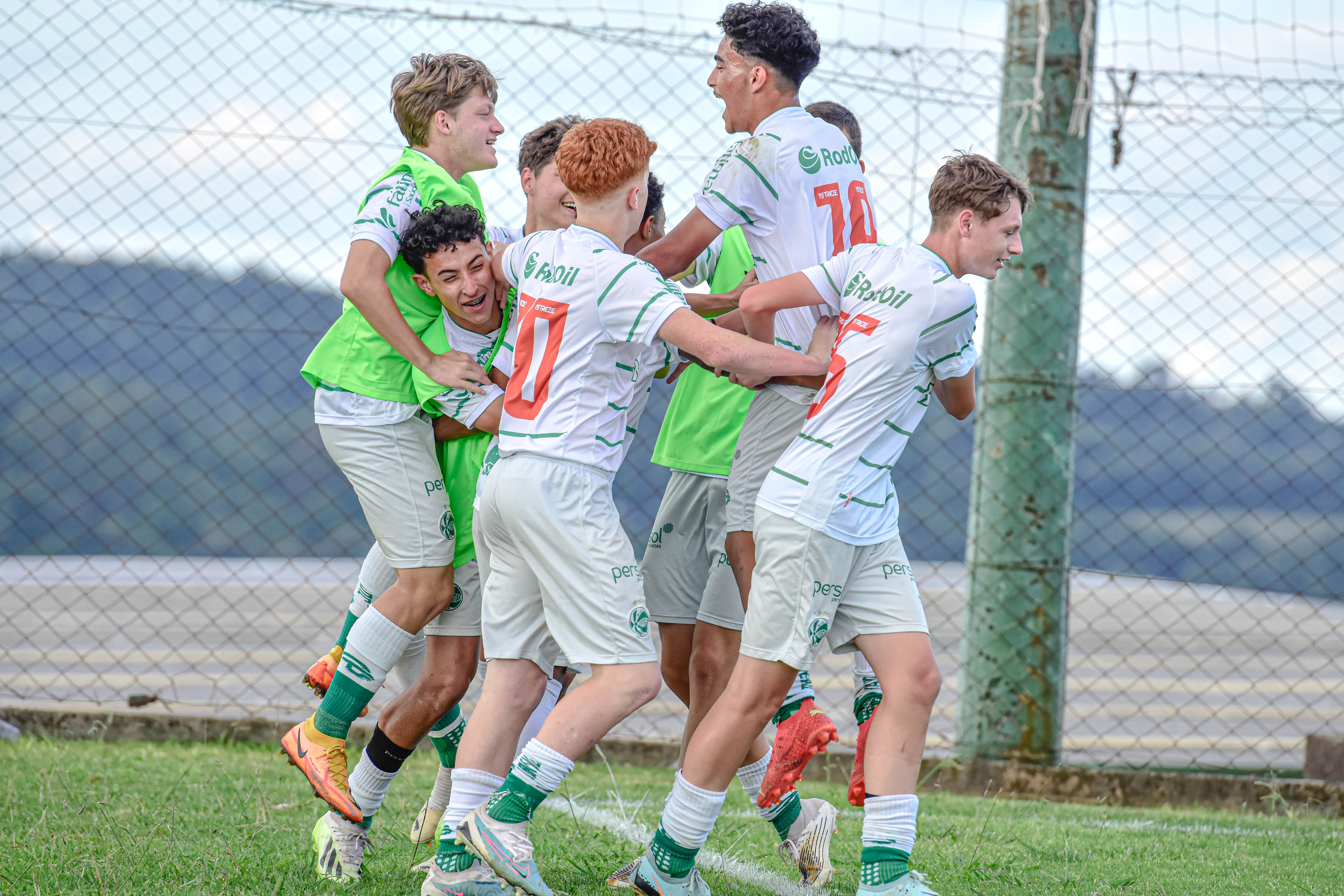 Pelo jogo de ida da semifinal da Liga Serrana, Sub-15 do Juventude vence Juventus